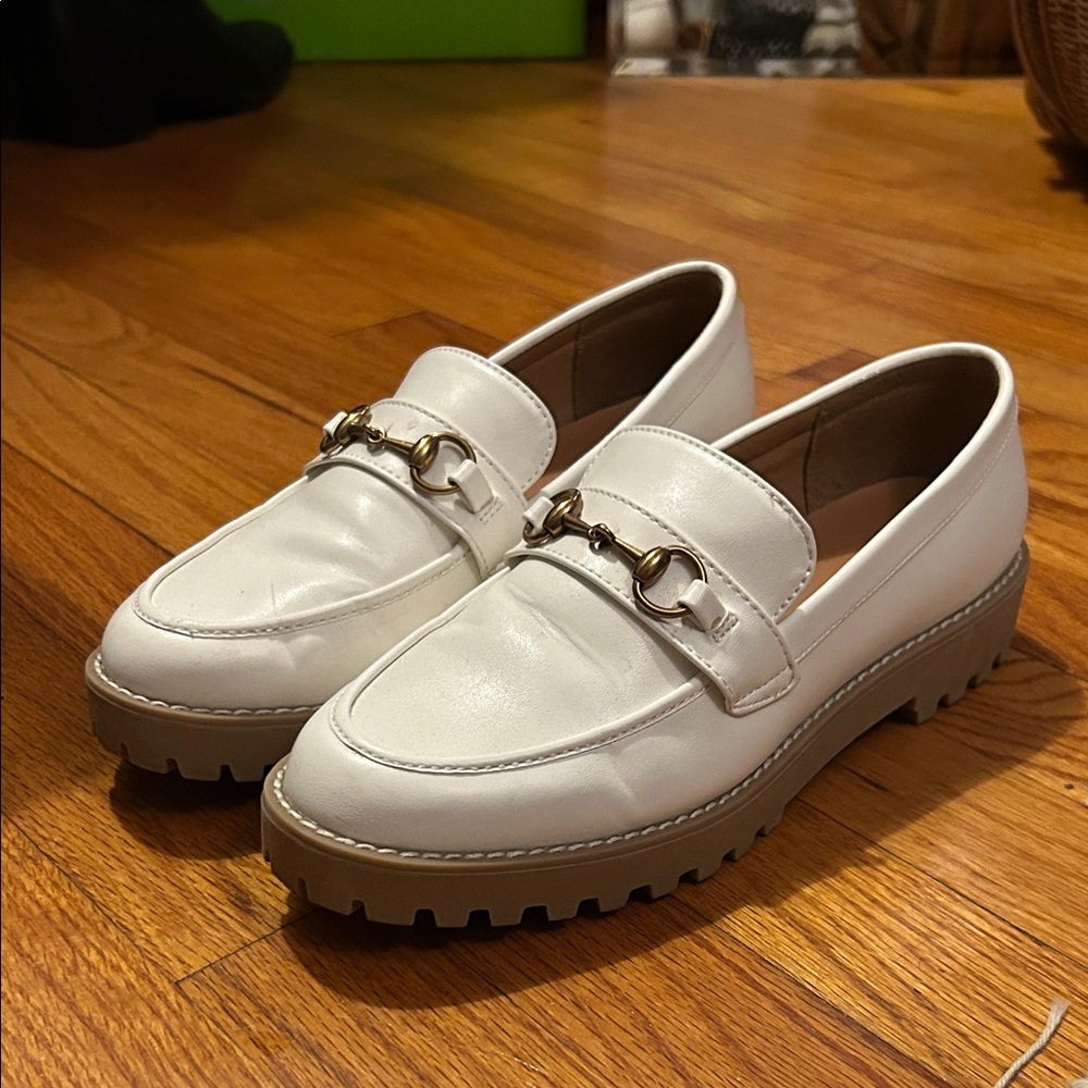 A New Day platform white faux leather loafers- Sz 8